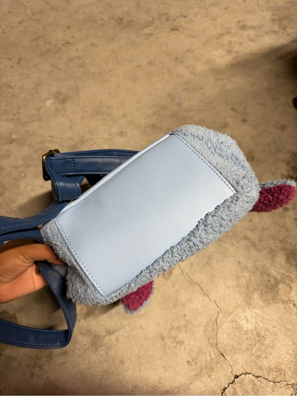 Eeyore backpack - Picture 3 of 4